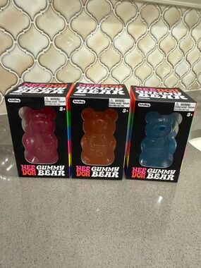 *NEW* NeeDoh Gummy Bear-3 count